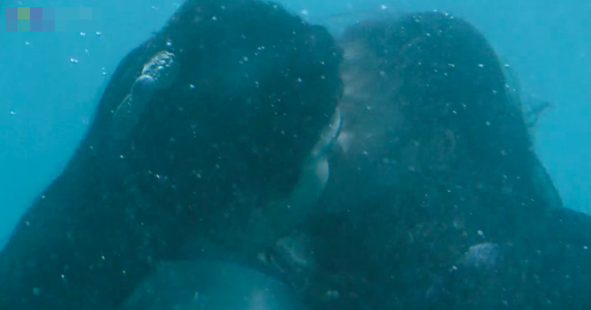 Đông Cung: Đỏ mặt với cảnh hôn môi dưới nước của cặp đôi Bành Tiểu Nhiễm - Trần Tinh Húc  - Ảnh 11.