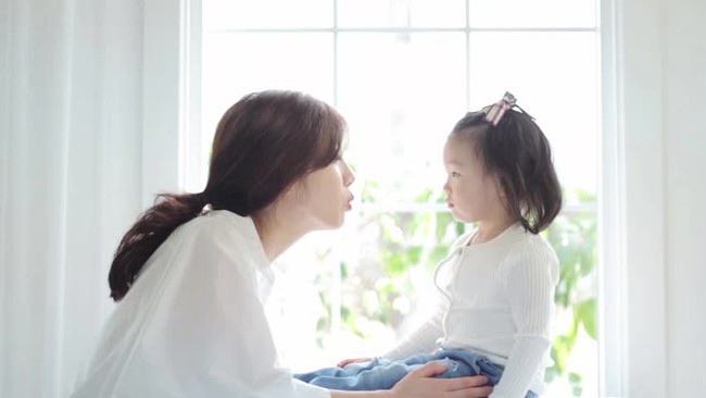 9 điều nhỏ bé giản đơn mà con cái thực sự rất cần từ cha mẹ, các bậc phụ huynh hãy đừng bỏ qua nhé - Ảnh 1. 9 điều nhỏ bé giản đơn mà con cái thực sự rất cần từ cha mẹ, các bậc phụ huynh hãy đừng bỏ qua nhé - Ảnh 1.