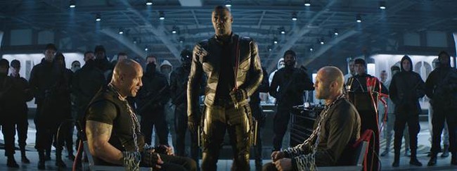 Fast & Furious: Hobbs & Shaw hé lộ những cú chơi khăm đỉnh cao từ Dwayne Johnson và Jason Statham - Ảnh 8.