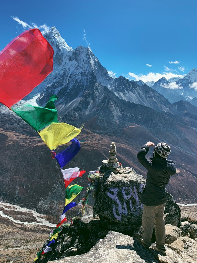 Chơi lớn chi 200 triệu để leo Everest rồi vào vùng xa ăn Tết với người lạ, Vlogger trải lòng về đam mê xê dịch - Ảnh 7.