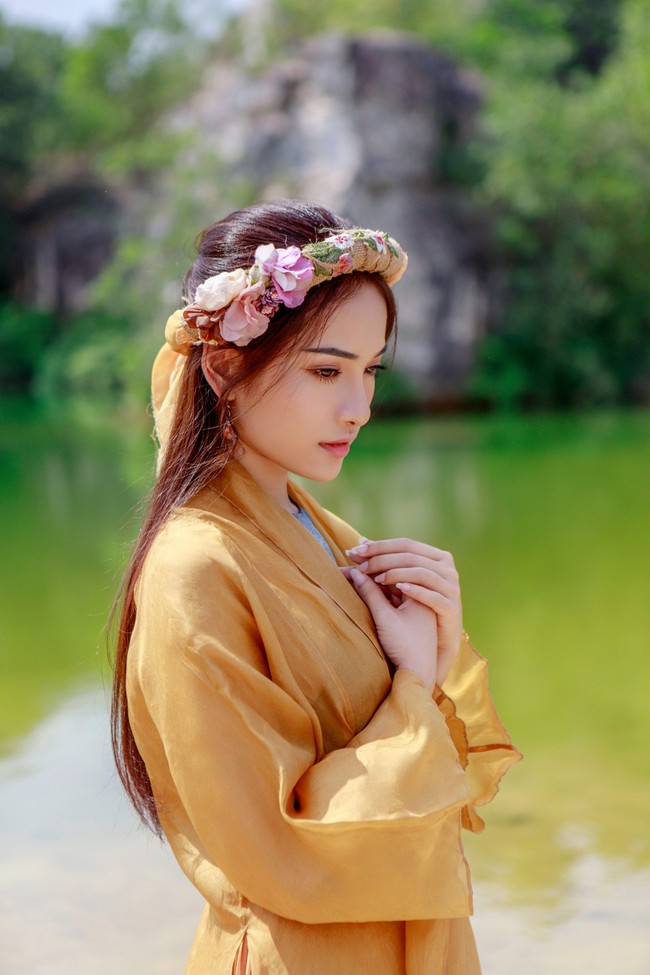 Mặc lại trang phục của Nhã Phương, bạn gái Dương Khắc Linh - Sara Lưu hóa mỹ nữ cổ trang đẹp mê hồn  - Ảnh 2.