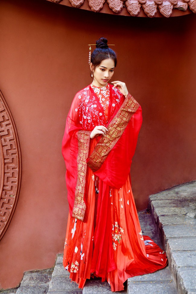 Mặc lại trang phục của Nhã Phương, bạn gái Dương Khắc Linh - Sara Lưu hóa mỹ nữ cổ trang đẹp mê hồn  - Ảnh 8.