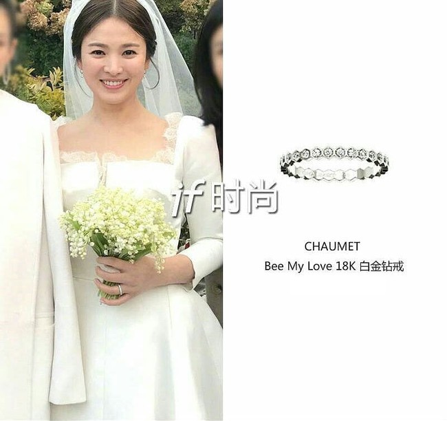 Song Hye Kyo không đeo nhẫn cưới, “hack dáng” với đôi giày đế thô dày cộp khi ra sân bay - Ảnh 4.