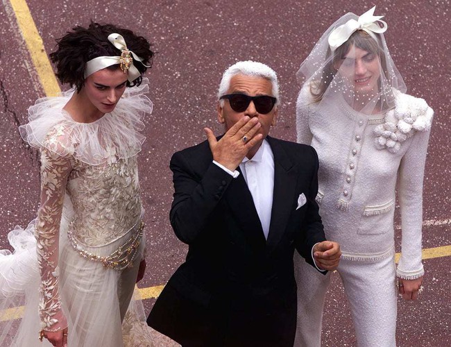 Huyền thoại Karl Lagerfeld: Tiểu sử huyền thoại Karl Lagerfeld vĩ đại - Ảnh 14.