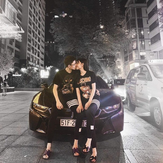 Sang chảnh như em trai Phan Thành và bạn gái: Đã chụp ảnh là chỉ tạo dáng trước siêu xe hoặc check-in ở nhà hàng xịn - Ảnh 3.