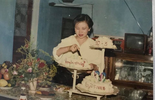 Dân mạng thi nhau khoe ảnh mẹ ngày xưa, mộc mạc, giản dị nhưng vẫn đẹp bất chấp mà không cần xài app chỉnh ảnh - Ảnh 7. Dân mạng thi nhau khoe ảnh mẹ ngày xưa, mộc mạc, giản dị nhưng vẫn đẹp bất chấp mà không cần xài app chỉnh ảnh - Ảnh 7.