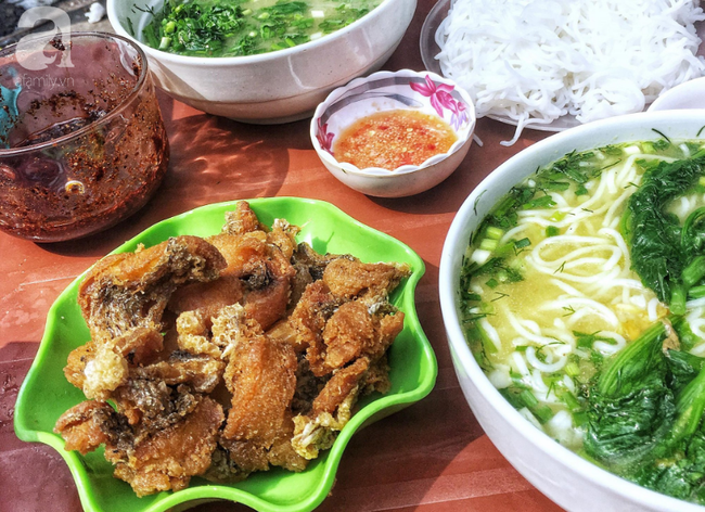 3 phiên bản bún cá nghe tên đã muốn ứa nước miếng của Hà Nội - Ảnh 3. 3 phiên bản bún cá nghe tên đã muốn ứa nước miếng của Hà Nội - Ảnh 3.