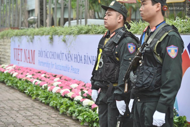 Tăng cường nhiều lớp an ninh, huy động cảnh khuyển đặc biệt của Việt Nam rà soát chất nổ tại khách sạn Melia - Ảnh 9.