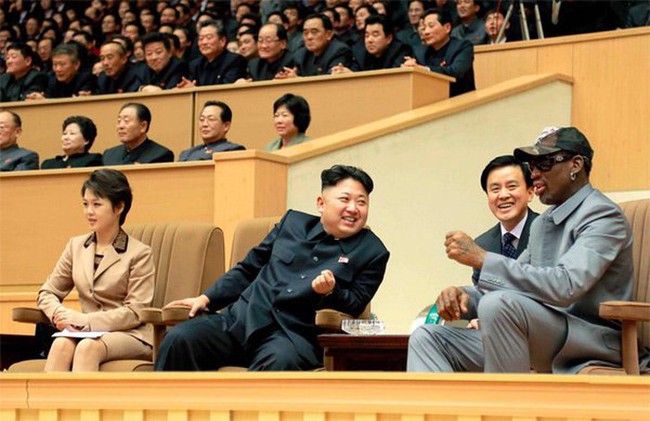 Những tiết lộ hiếm hoi về 3 người con của ông Kim Jong-un và người vợ xinh đẹp - Ảnh 3. Những tiết lộ hiếm hoi về 3 người con của ông Kim Jong-un và người vợ xinh đẹp - Ảnh 3.