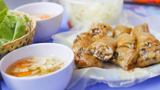 Nem và chả cá - 2 món ăn đặc sản nổi tiếng của Hà Nội góp mặt trong thực đơn trưa của Tổng thống Donald Trump - Ảnh 4. Nem và chả cá - 2 món ăn đặc sản nổi tiếng của Hà Nội góp mặt trong thực đơn trưa của Tổng thống Donald Trump - Ảnh 4.