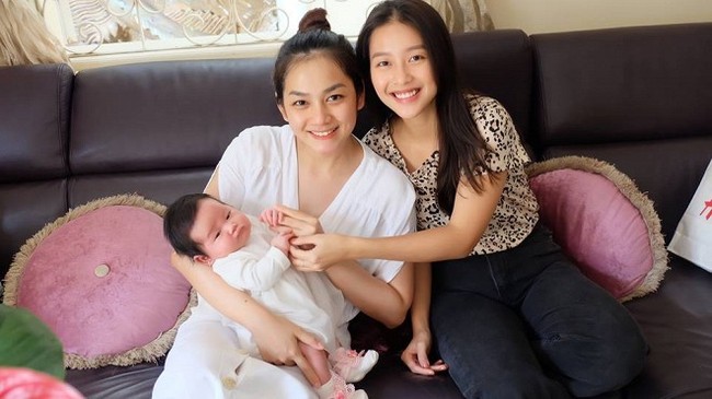 Em dâu Minh Hằng sinh con gái đầu lòng sau 6 tháng kết hôn, nhan sắc bà mẹ một con khiến ai cũng ngỡ ngàng - Ảnh 4.