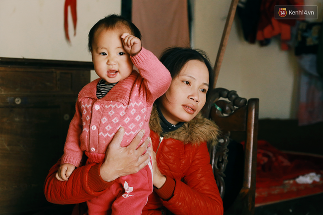 Tết của bà mẹ ở Hà Nội 30 tuổi đã có 8 đứa con: Làm việc gấp đôi ngày thường kiếm tiền mua quần áo - Ảnh 2.