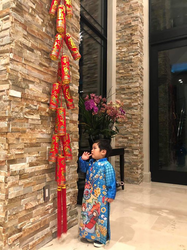 Ngắm dàn nhóc tỳ nhà sao Việt xúng xính diện áo dài ngày đầu năm mới - Ảnh 3.