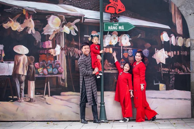 Ngắm dàn nhóc tỳ nhà sao Việt xúng xính diện áo dài ngày đầu năm mới - Ảnh 11.