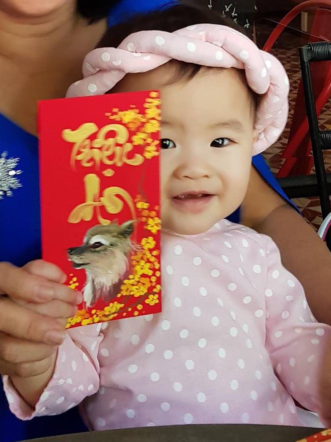 Ngắm dàn nhóc tỳ nhà sao Việt xúng xính diện áo dài ngày đầu năm mới - Ảnh 7.