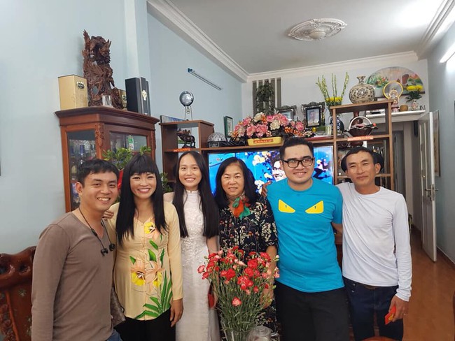 Ngắm dàn nhóc tỳ nhà sao Việt xúng xính diện áo dài ngày đầu năm mới - Ảnh 8.