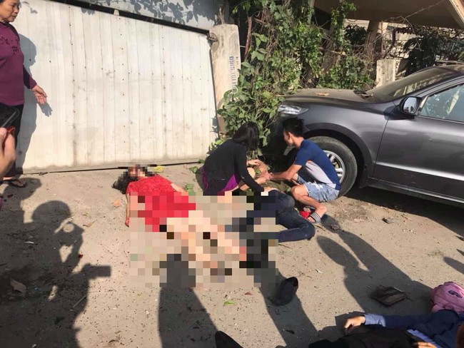 Thanh Hóa: Xe ô tô con rẽ vào làng bị xe khách đâm khiến 7 người bị thương, 3 người chết - Ảnh 3.