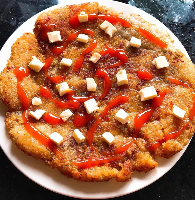 Tổng hợp những chiếc pizza nhà làm cực xịn đầu năm mới, ai cũng bất ngờ khi biết nguyên liệu chính - Ảnh 2.