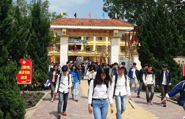Nữ sinh dũng cảm thoát khỏi tục “bắt vợ” đêm mùng 1 Tết để viết tiếp giấc mơ giảng đường - Ảnh 1. Nữ sinh dũng cảm thoát khỏi tục “bắt vợ” đêm mùng 1 Tết để viết tiếp giấc mơ giảng đường - Ảnh 1.