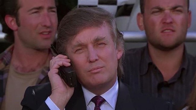 Ít ai biết ông Trump từng tham gia diễn xuất trong loạt phim Hollywood - Ảnh 3.