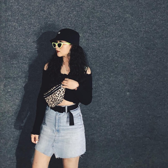 Street style hot mom tuần này ngập tràn đồ đen: Điệu như Trang Lou, nổi loạn như Heo Mi Nhon và chất như Ngọc Mon - Ảnh 1.