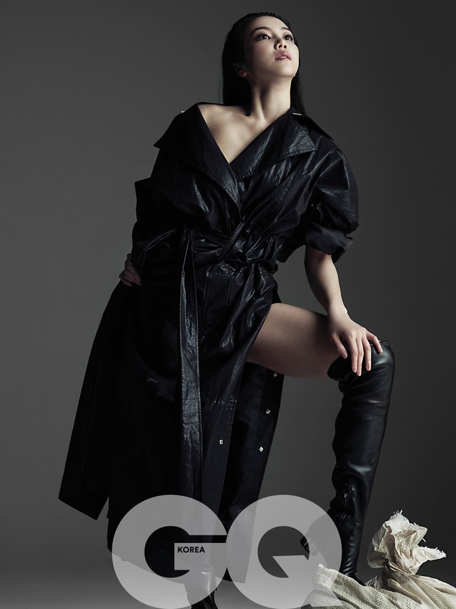 Cảnh phim ngoại tình 18+ gây sốc của mỹ nhân bị đồn là tiểu tam khiến Song Hye Kyo - Song Joong Ki ly hôn - Ảnh 17. Cảnh phim ngoại tình 18+ gây sốc của mỹ nhân bị đồn là tiểu tam khiến Song Hye Kyo - Song Joong Ki ly hôn - Ảnh 17.