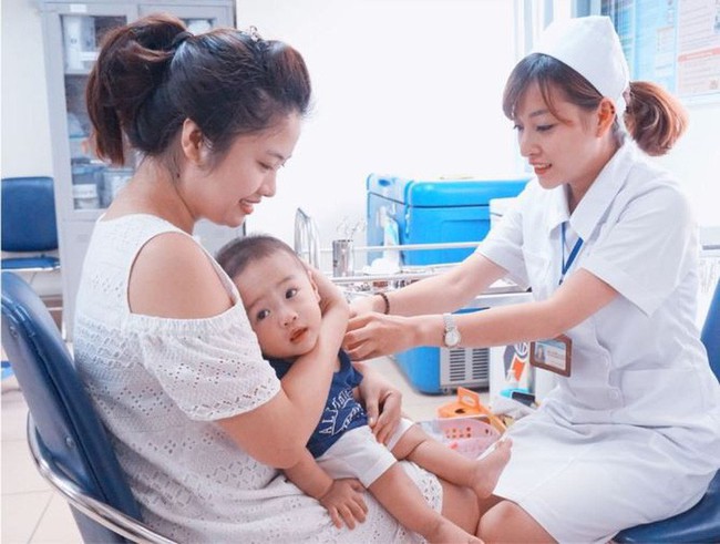 Lịch tiêm phòng cho trẻ sơ sinh năm 2019 và những thay đổi các mẹ bỉm sữa nên biết và tham khảo - Ảnh 3.