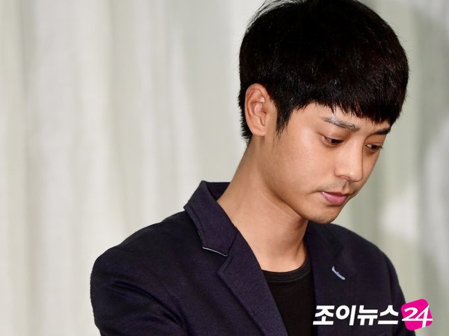 Seungri (Big Bang) và Jung Joon Young bị thẩm vấn - Ảnh 2.