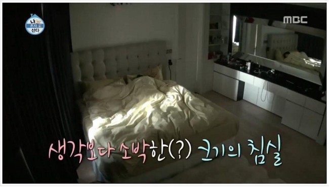 Cận cảnh căn hộ Seung Ri đang sống trước khi dính vào loạt scandal bê bối tình dục gây chấn động - Ảnh 2.