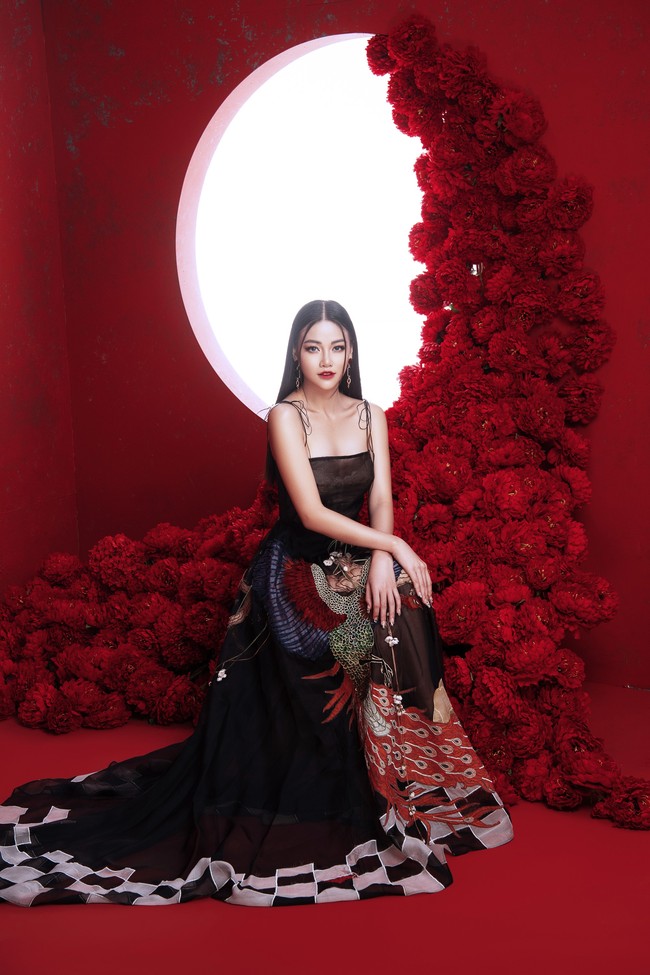 Miss Earth bất ngờ được vinh danh, Hoa hậu Phương Khánh chấp nhận bị chê nhạt  - Ảnh 2.