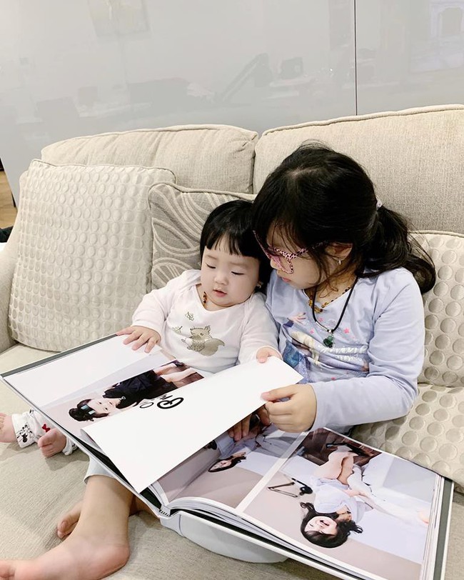 Con gái 10 tháng tuổi nhà Ngọc Mon sắp soán ngôi dàn hot kid, mũm mĩm như búp bê khiến team bỉm sữa phát cuồng - Ảnh 3.