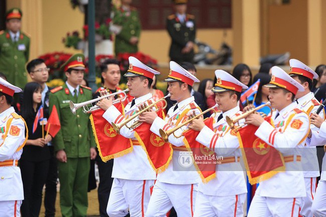 Ông Kim Jong-un vẫy tay tạm biệt và cảm ơn Việt Nam, lên tàu bọc thép trở về Triều Tiên - Ảnh 17.