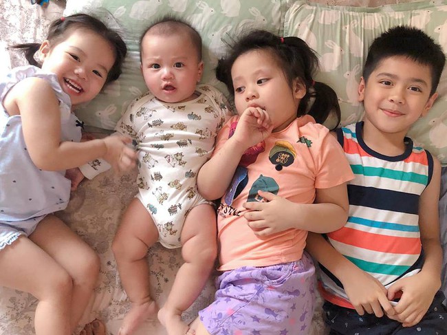 Mẹ 4 con chia sẻ tuyệt chiêu rèn con dễ dãi ngay từ khi lọt lòng, được loạt mẹ bỉm sữa khác hưởng ứng vỗ tay rần rần - Ảnh 2. Mẹ 4 con chia sẻ tuyệt chiêu rèn con dễ dãi ngay từ khi lọt lòng, được loạt mẹ bỉm sữa khác hưởng ứng vỗ tay rần rần - Ảnh 2.