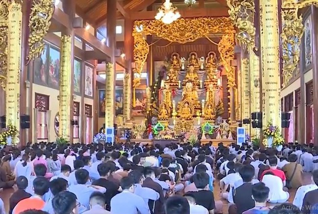 Giáo hội Phật giáo Việt Nam đề nghị kỷ luật các cá nhân để xảy ra sai phạm trong thuyết giảng, gây mê tín dị đoan - Ảnh 1.