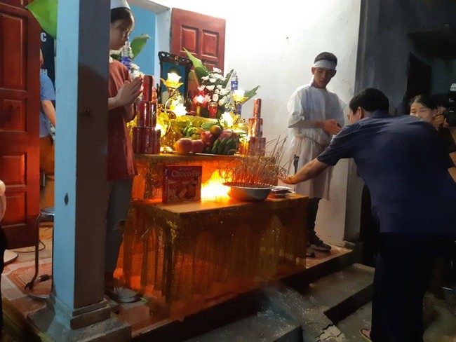 Vụ 8 học sinh đuối nước ở Hòa Bình: Một em sống sót kể lại giây phút lần lượt chứng kiến các bạn chìm dần - Ảnh 2.