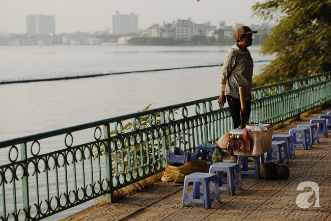 Hà Nội những hôm rét nàng Bân, bỗng bâng khuâng thèm những ngày hanh hao đầy nắng ấm - Ảnh 12. Hà Nội những hôm rét nàng Bân, bỗng bâng khuâng thèm những ngày hanh hao đầy nắng ấm - Ảnh 12.