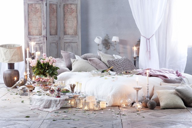Trang trí giường cưới đẹp ngọt ngào và lãng mạn với hoa tươi - Ảnh 14.