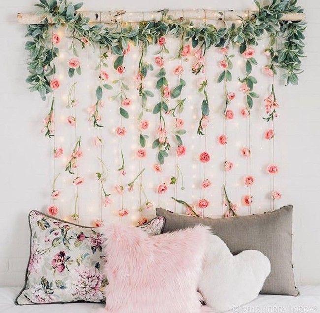 Trang trí giường cưới đẹp ngọt ngào và lãng mạn với hoa tươi - Ảnh 9.