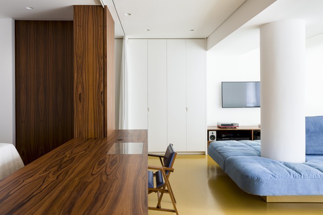 Studio biến thành căn hộ hiện đại trong tích tắc nhờ điều chỉnh rèm cửa và nội thất - Ảnh 7.