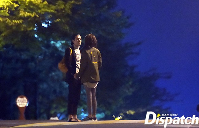 Hạnh phúc như Sooyoung và Kyung Ho: Chuyện tình 7 năm vẫn cứ nhẹ nhàng bên nhau như ngày đầu - Ảnh 2.