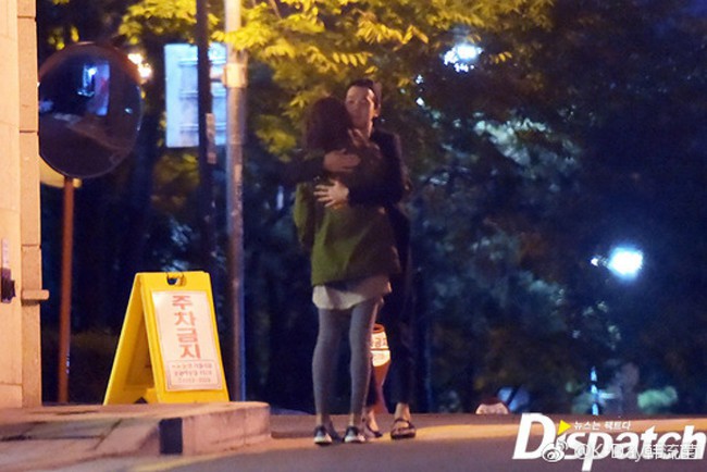 Hạnh phúc như Sooyoung và Kyung Ho: Chuyện tình 7 năm vẫn cứ nhẹ nhàng bên nhau như ngày đầu - Ảnh 3.