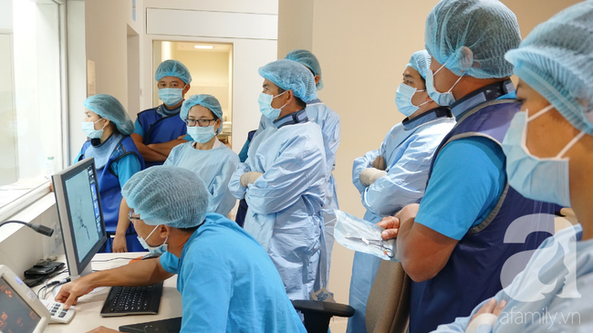 Anh chồng bị xuất huyết não khi mới 28 tuổi: Người trẻ thấy đau đầu, nôn ói chớ xem thường - Ảnh 2. Anh chồng bị xuất huyết não khi mới 28 tuổi: Người trẻ thấy đau đầu, nôn ói chớ xem thường - Ảnh 2.