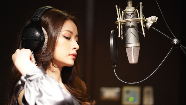 Sau màn khoe giọng trong Friend Zone, Chi Pu lập tức tung MV nhạc phim phiên bản tiếng Việt - Ảnh 5.