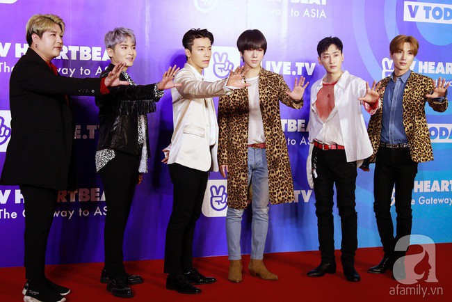 Nhóm nhạc Super Junior xuất hiện kém tươi tại sự kiện ở Việt Nam giữa bê bối có thành viên tham gia group sex của Jung Joon Young? - Ảnh 2.