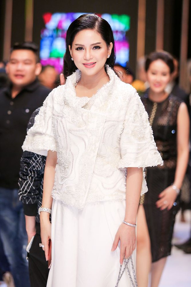 Mẹ chồng ngọc nữ Hà Tăng - bà Lê Hồng Thủy Tiên được Forbes vinh danh trong top 50 phụ nữ ảnh hưởng nhất Việt Nam - Ảnh 4.