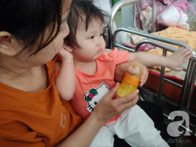 Dịch sởi, sốt xuất huyết vẫn đang hoành hành tại TP.HCM: 50% số người mắc nằm ở độ tuổi nguy hiểm này - Ảnh 6. Dịch sởi, sốt xuất huyết vẫn đang hoành hành tại TP.HCM: 50% số người mắc nằm ở độ tuổi nguy hiểm này - Ảnh 6.