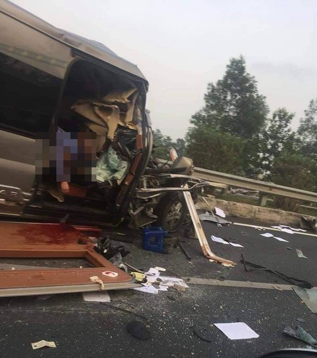 Vụ tai nạn 4 người thương vong ở Ninh Bình: Trong hơn 1 tháng chiếc xe khách đã gây ra 2 vụ tai nạn làm chết 3 người - Ảnh 1.