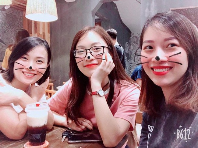 Thử thách Nhà toàn chị em gái cùng dàn hot girl Việt: Đã xinh đẹp lại còn tài năng cả chị lẫn em! - Ảnh 3. Thử thách Nhà toàn chị em gái cùng dàn hot girl Việt: Đã xinh đẹp lại còn tài năng cả chị lẫn em! - Ảnh 3.