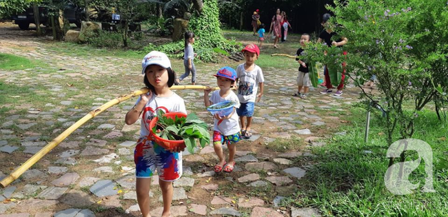 Cùng lắng nghe chuyên gia giáo dục chia sẻ bí quyết giúp cha mẹ hóa giải nỗi lo nội dung “bẩn” trên YouTube - Ảnh 2.