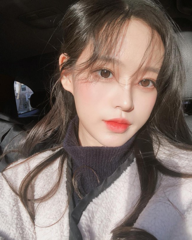 Dưỡng mãi mà vẫn thấy da yếu, kém bóng khỏe? Bạn hãy bổ sung ngay thứ đơn giản nhưng lợi hại này vào quy trình skincare - Ảnh 1. Dưỡng mãi mà vẫn thấy da yếu, kém bóng khỏe? Bạn hãy bổ sung ngay thứ đơn giản nhưng lợi hại này vào quy trình skincare - Ảnh 1.